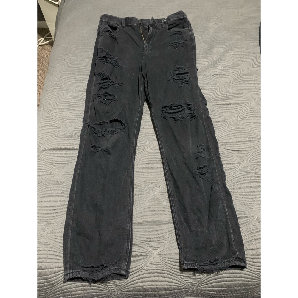 Black American Eagle Mom Jeans
